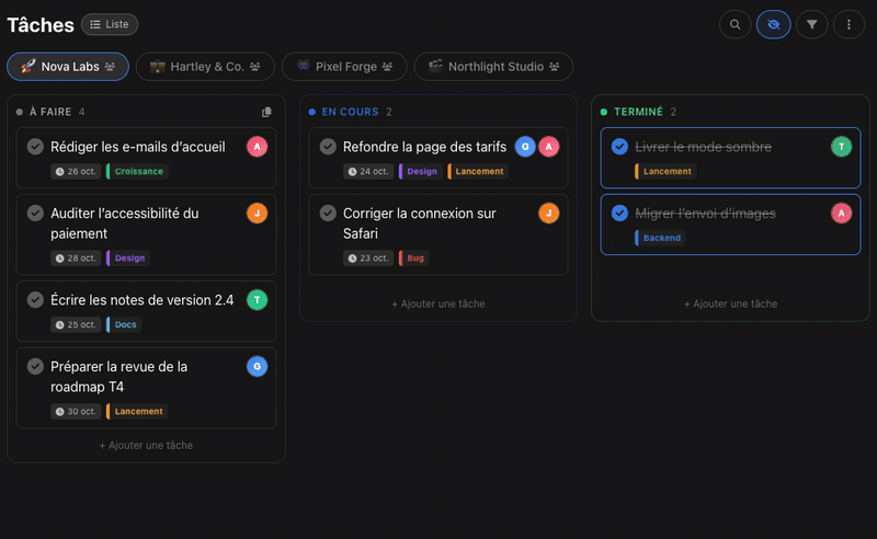 Des cartes glissées sur un tableau Kanban de BluePomodoro de À faire vers En cours et Terminé, et une carte remontée en haut de sa colonne